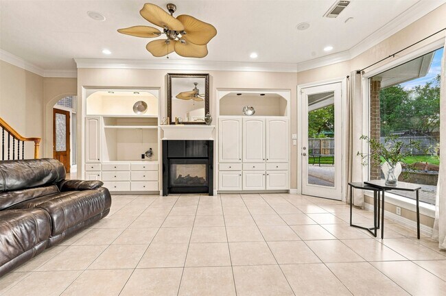 Building Photo - 1726 Parklake Village Dr