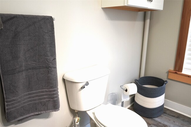 Building Photo - 54 Central Ave