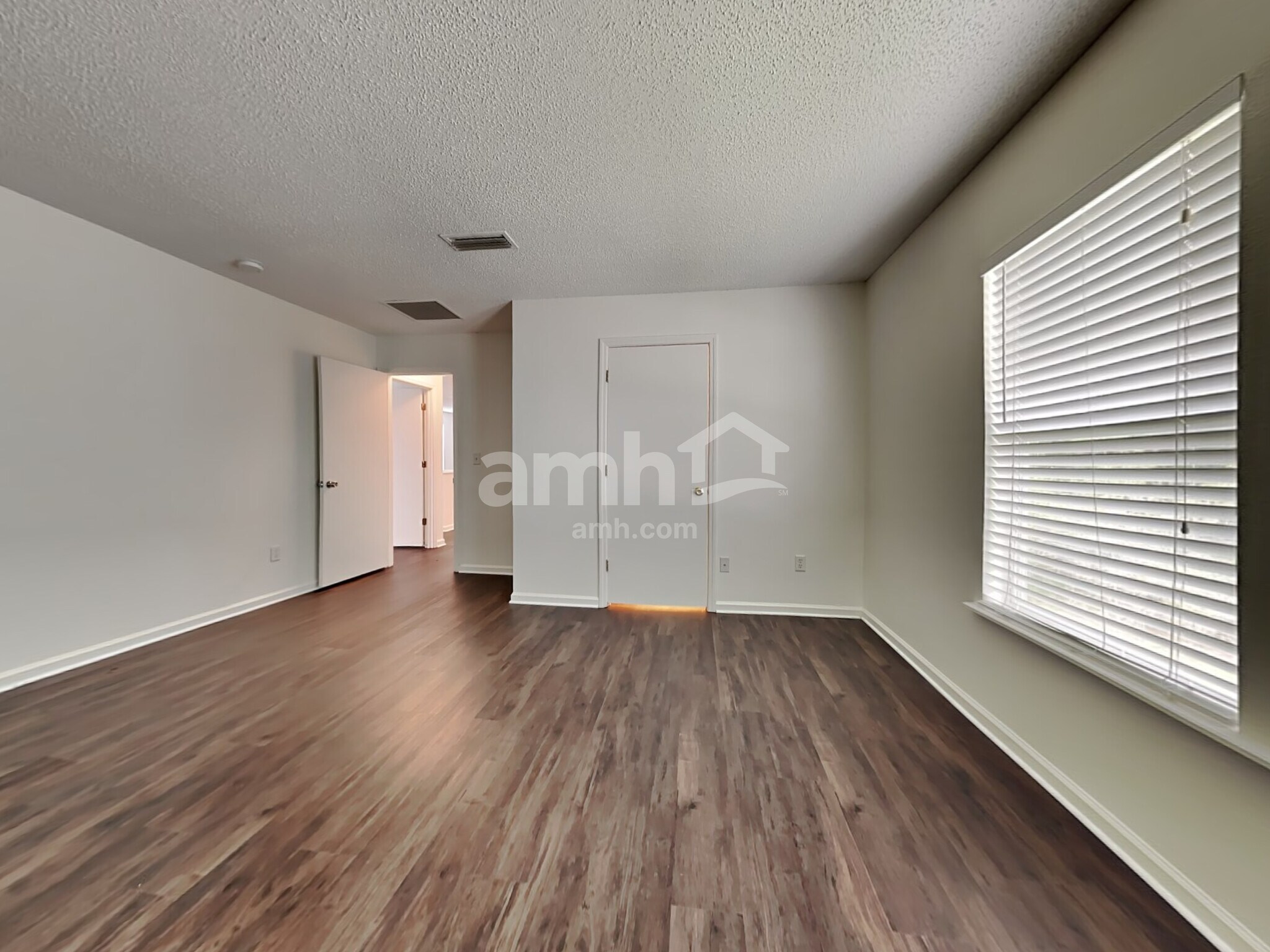 Building Photo - 9645 Morgan Creek Dr