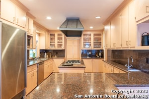 Building Photo - 140 W Fair Oaks Pl