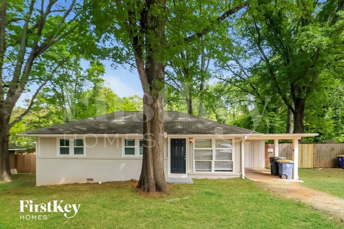 Primary Photo - 2296 Lakewood Dr NW