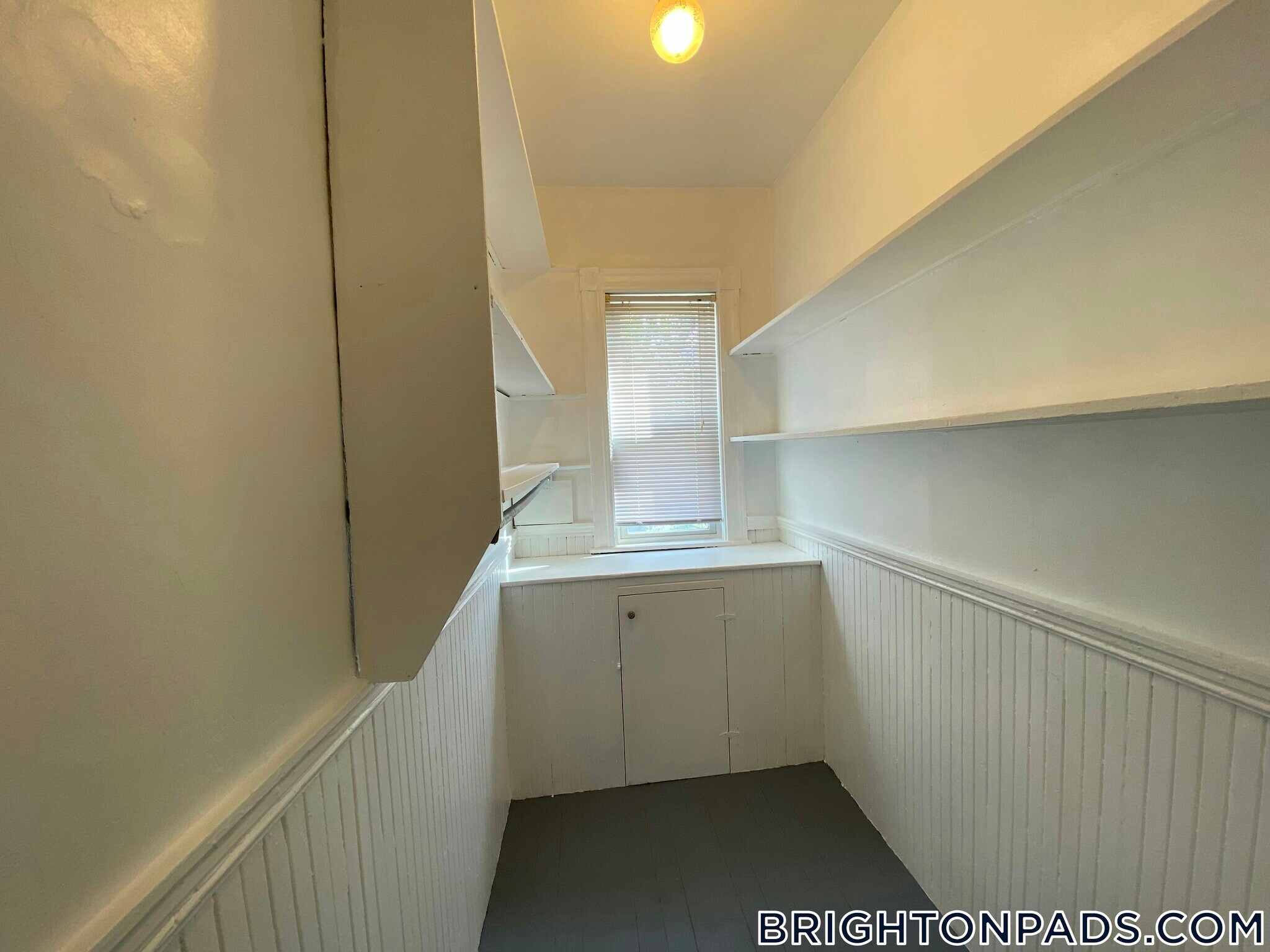 Building Photo - 348 Faneuil St