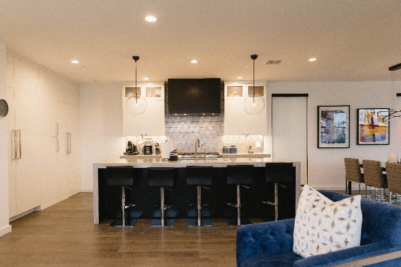 Building Photo - 116 W Channel Islands Blvd