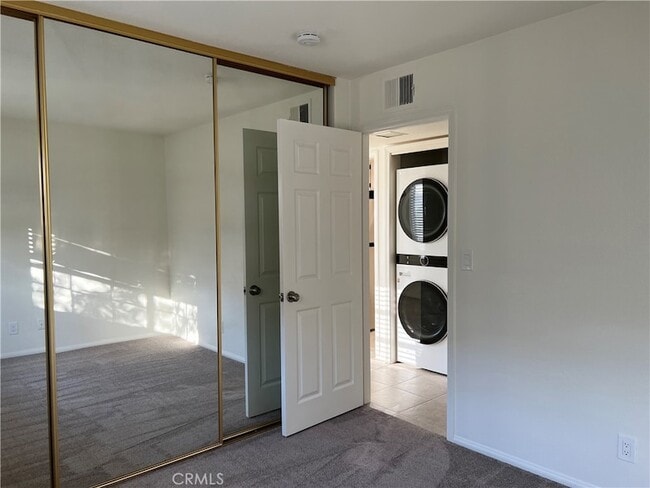 Building Photo - 24480 Mozer Dr