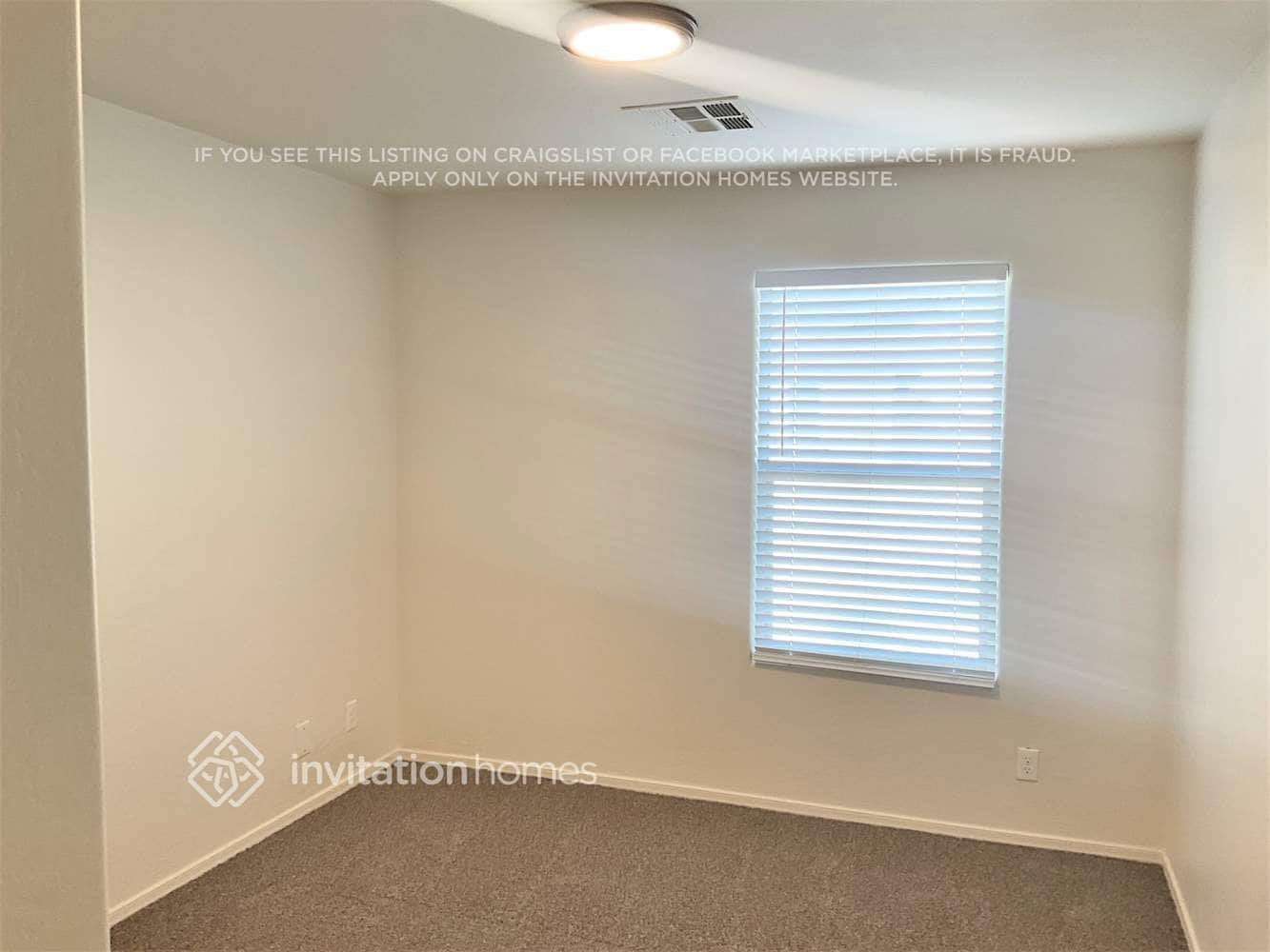 Building Photo - 13405 N 87th Dr