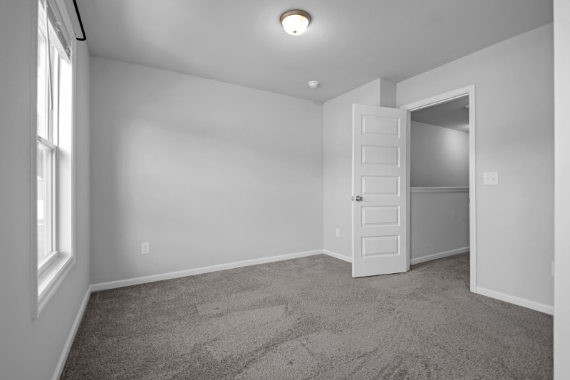 Building Photo - 149 Buckhorn Ave