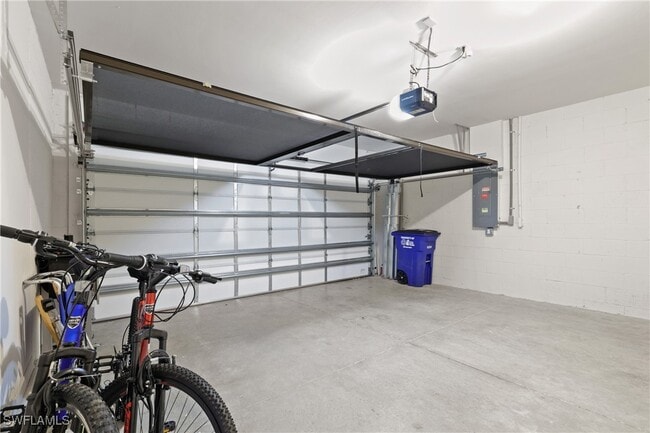 Building Photo - 8720 Swell Brooks Ct