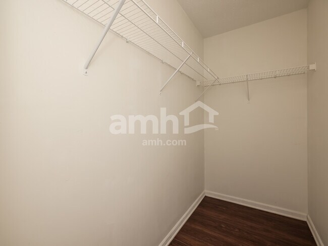 Building Photo - 1337 Vimla Way