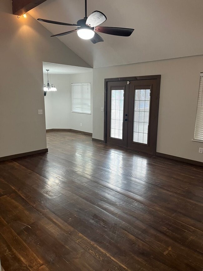 Building Photo - Adorable 3 Bedroom, 2 Bath Home!