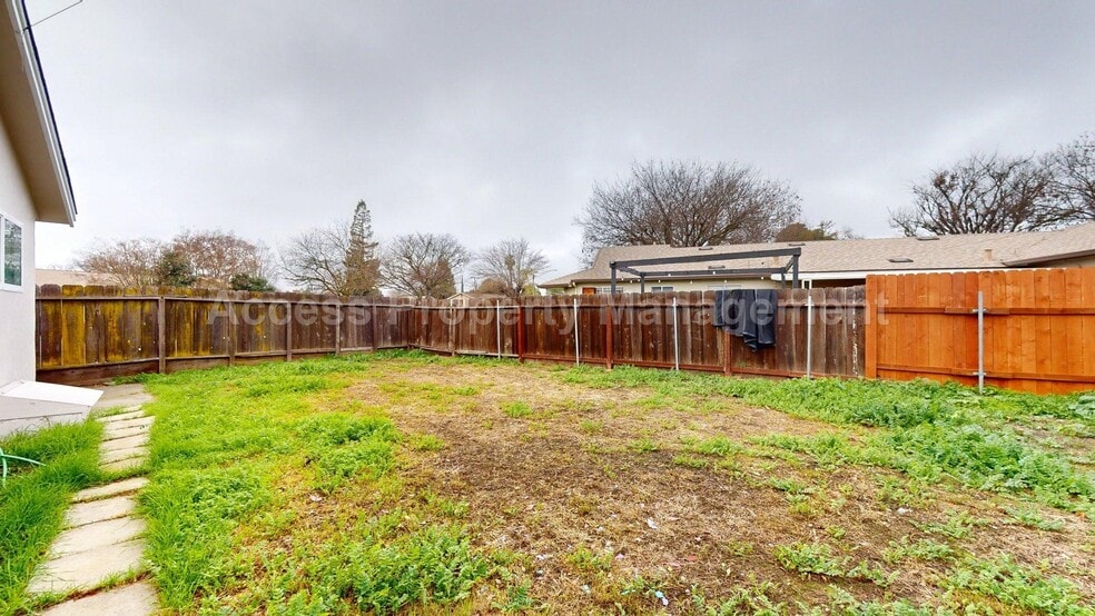 Building Photo - 143 Marilyn Ave