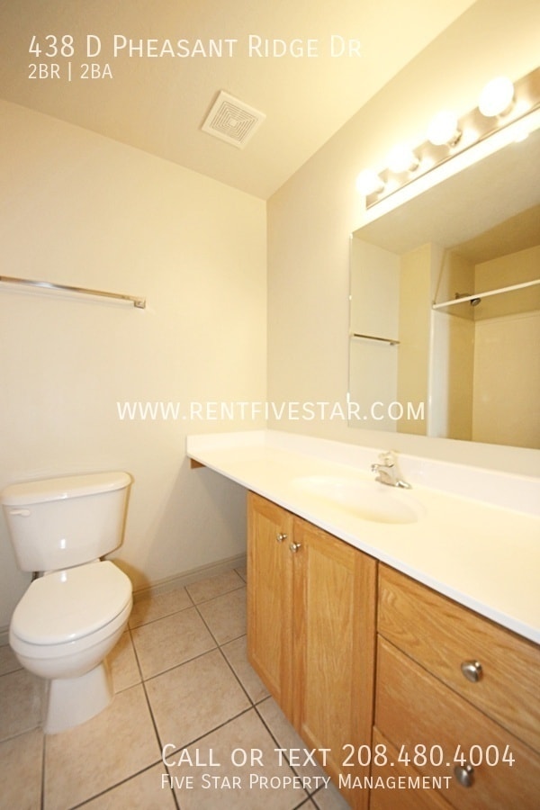 Building Photo - 438 D Pheasant Ridge Dr