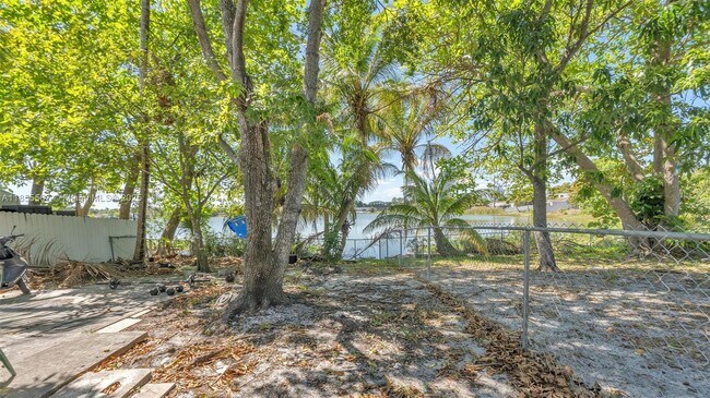 Building Photo - 20302 NW 39th Ct