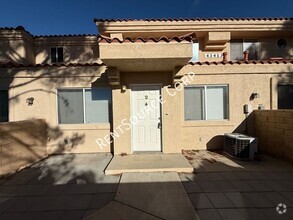 Building Photo - 2 Bedroom/2.5 Bathroom Two Story Condo for...