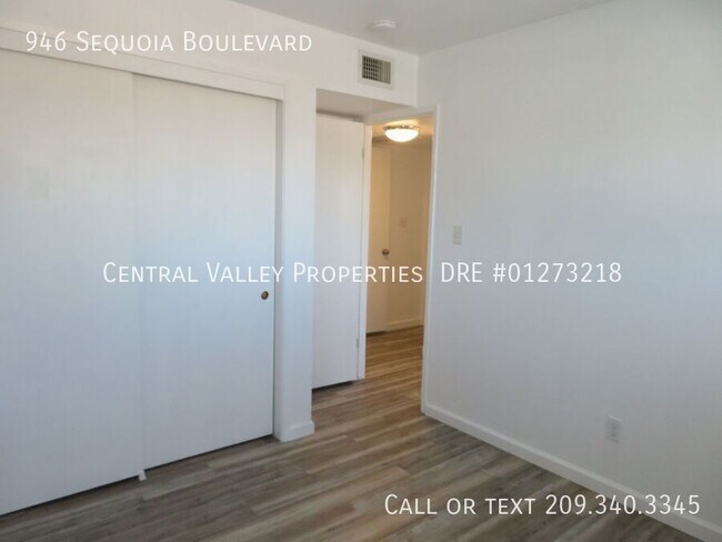 Building Photo - 946 Sequoia Blvd