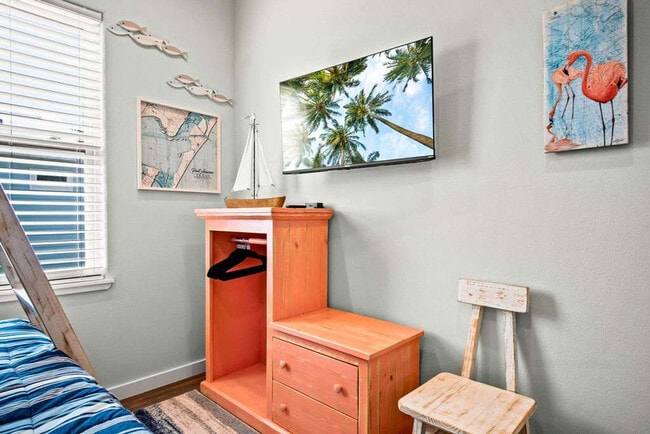 Building Photo - 5497 TX-361