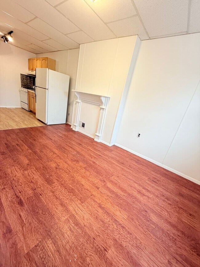 Building Photo - 5BR / 2.5 BA Home – Charles Village – $2,595/mo