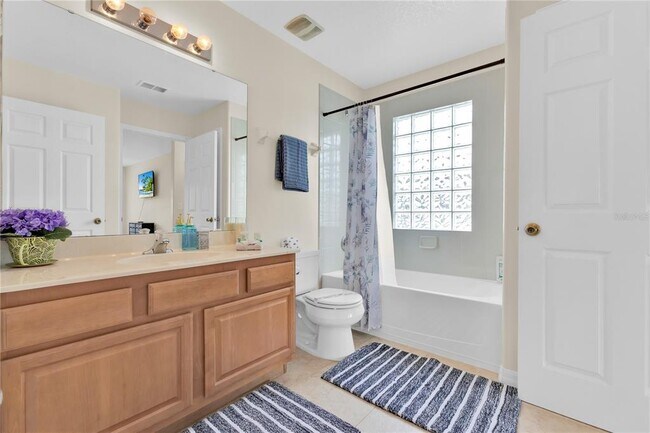 Building Photo - 155 Waltham Ct