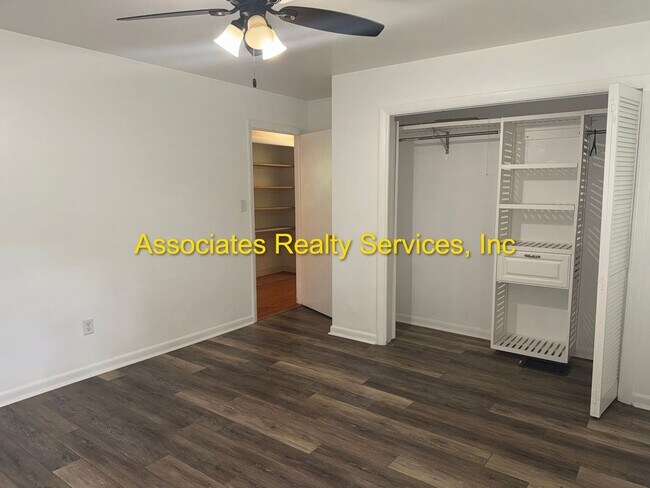 Building Photo - COMING SOON!!! Beautiful 4bed/3bath Corner Lot in Suburban Heights