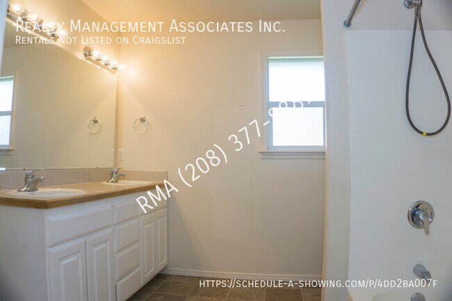 Building Photo - 3756 W Patel Dr