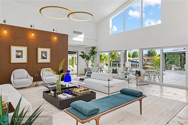 Building Photo - 2416 Bayview Dr