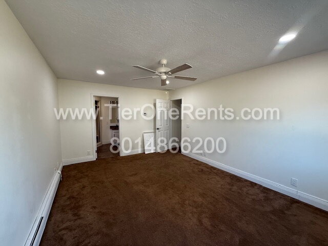 Building Photo - NO DEPOSIT option available for qualified renters!