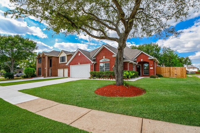 Building Photo - 802 Childers Ct