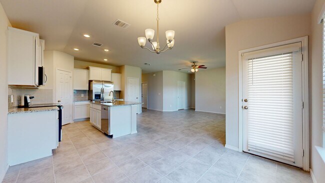 Building Photo - GORGEOUS HOUSE WITH SOLAR PANELS, COMMUNIT...