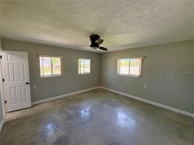 Building Photo - 4342 Pompano Ln