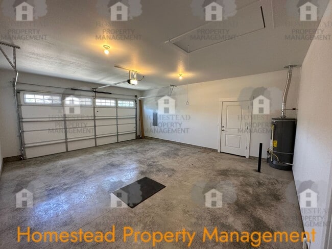 Building Photo - Happy Holidays from Homestead! Get 50% off one month of rent!