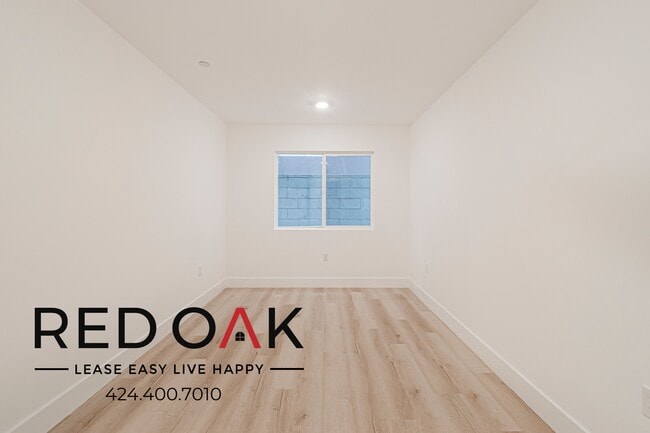 Building Photo - 9241 1/2 Firth Blvd