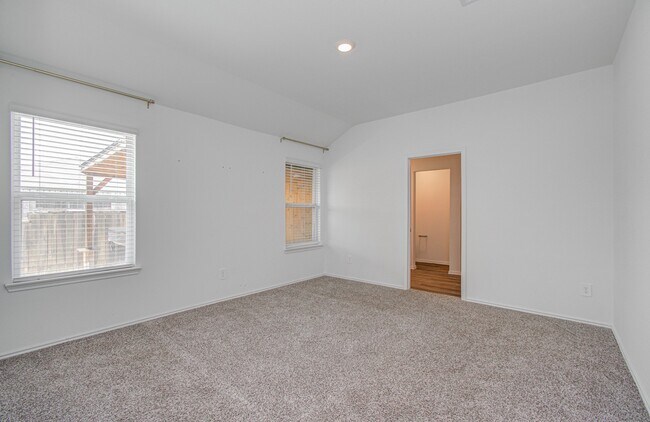 Building Photo - 6111 Grove Of Pnes St