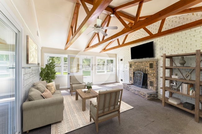 Building Photo - 4501 E Kuhn Rd