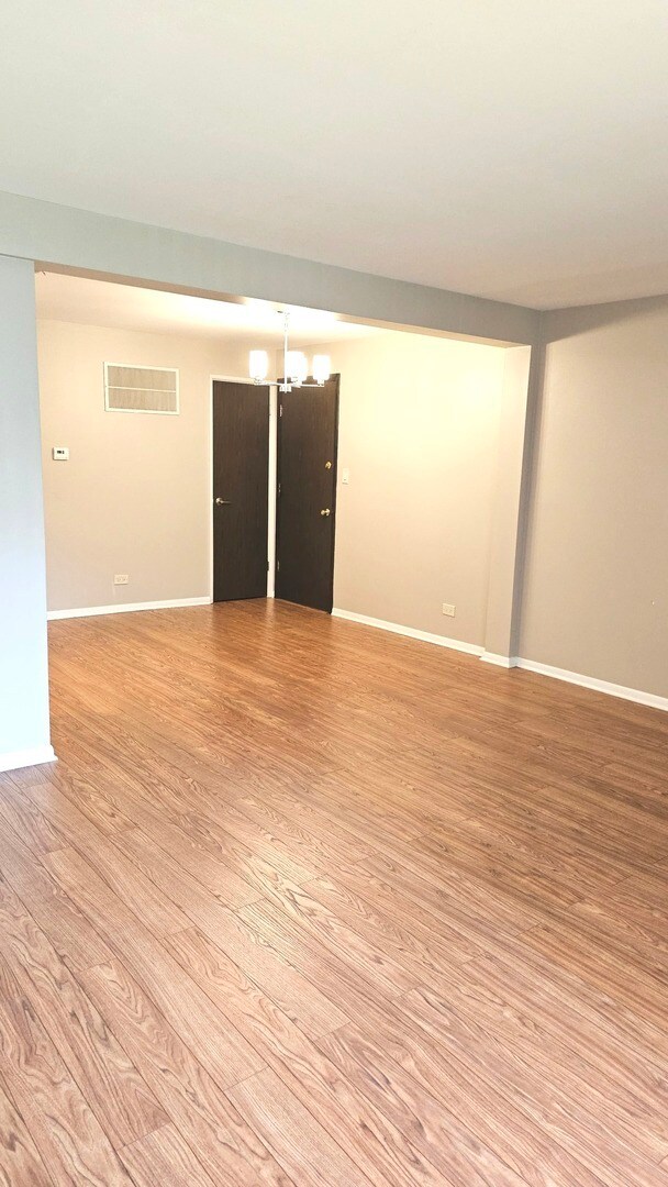 Building Photo - 10940 Keating Ave