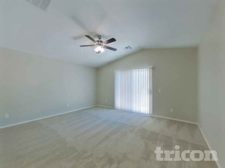 Building Photo - 24401 N Lost Dutchman Way