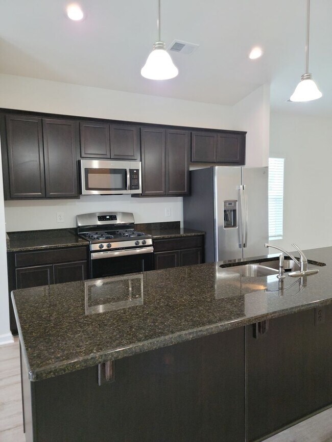 Building Photo - Coastal Point