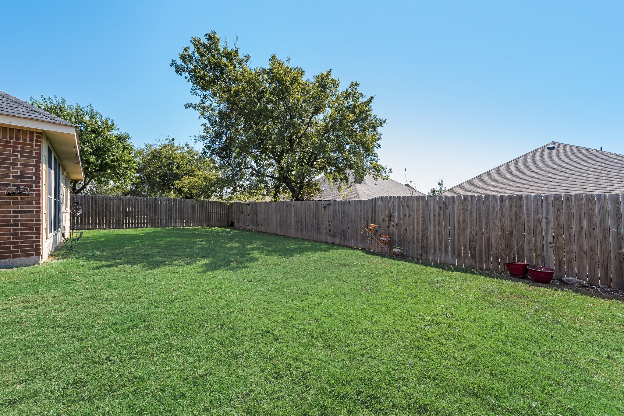 Building Photo - 3010 Canary Ln