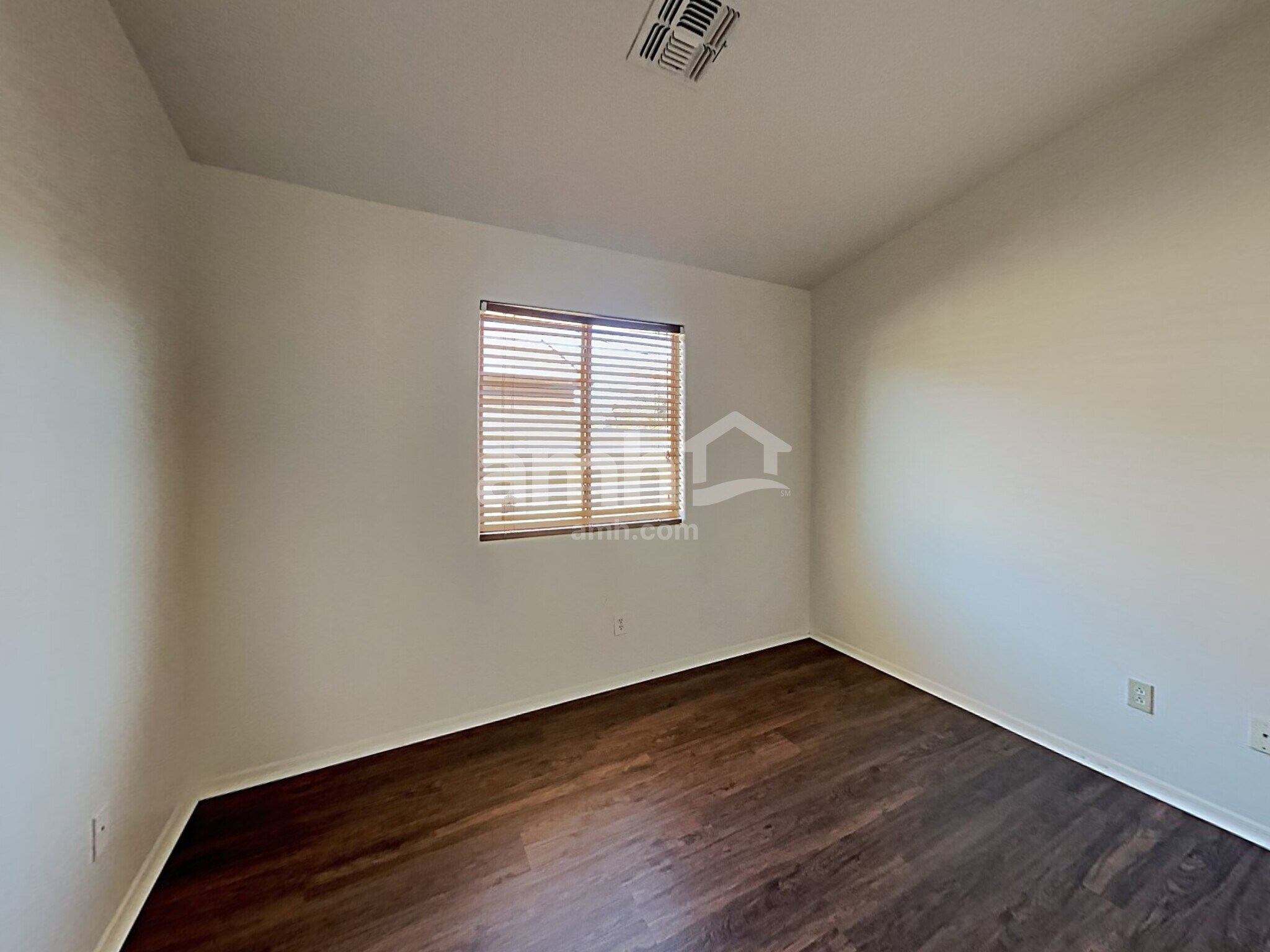 Building Photo - 4324 W Darrow St