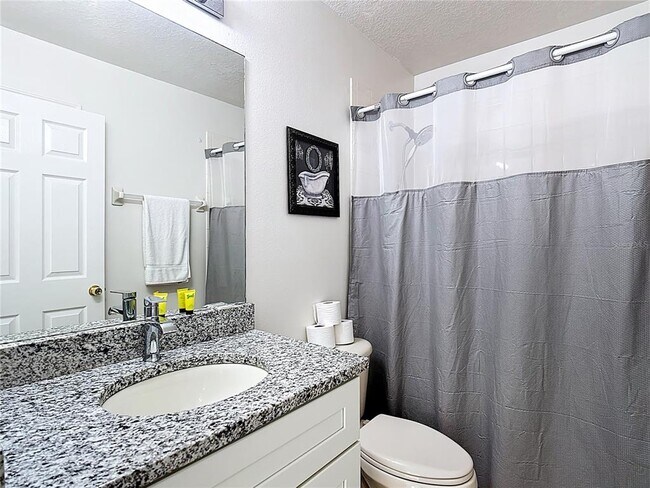 Building Photo - 4608 Cumbrian Lakes Dr