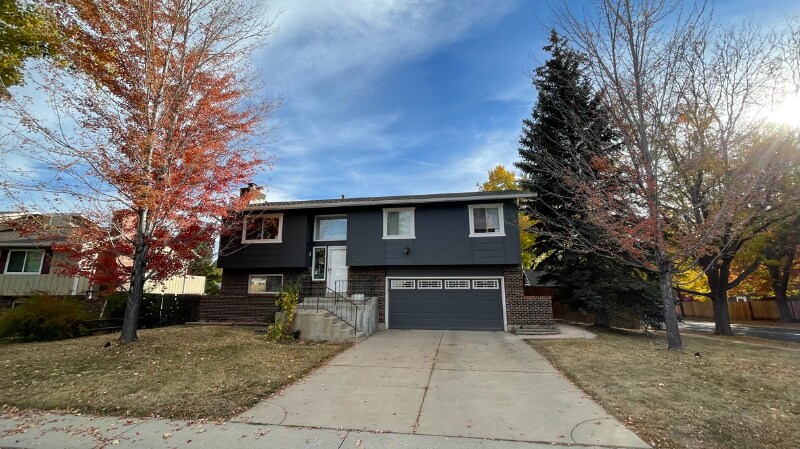 Building Photo - 1025 Sparta Dr