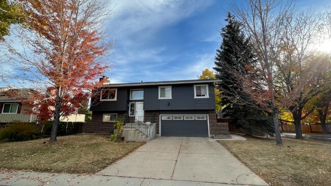 Building Photo - 1025 Sparta Dr