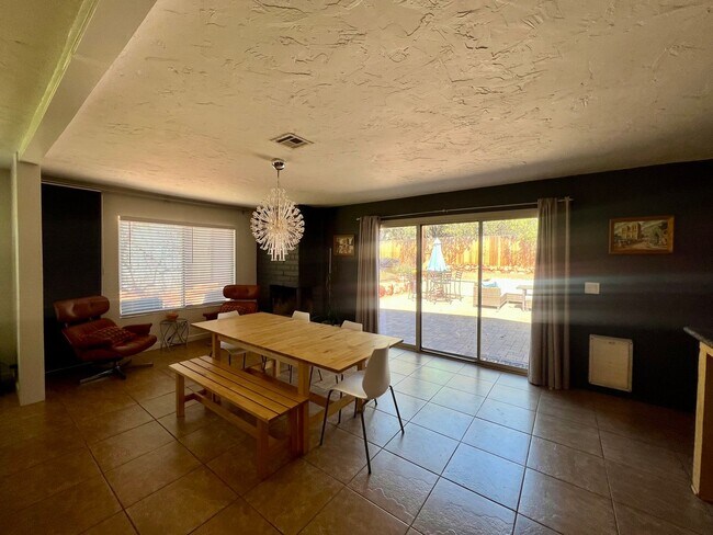 Building Photo - Furnished, 1-Year Long-Term Rental