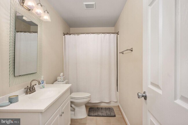 Building Photo - 13731 Bridlewood Dr