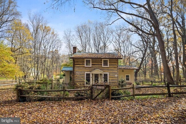 Building Photo - 41788 Stumptown Rd