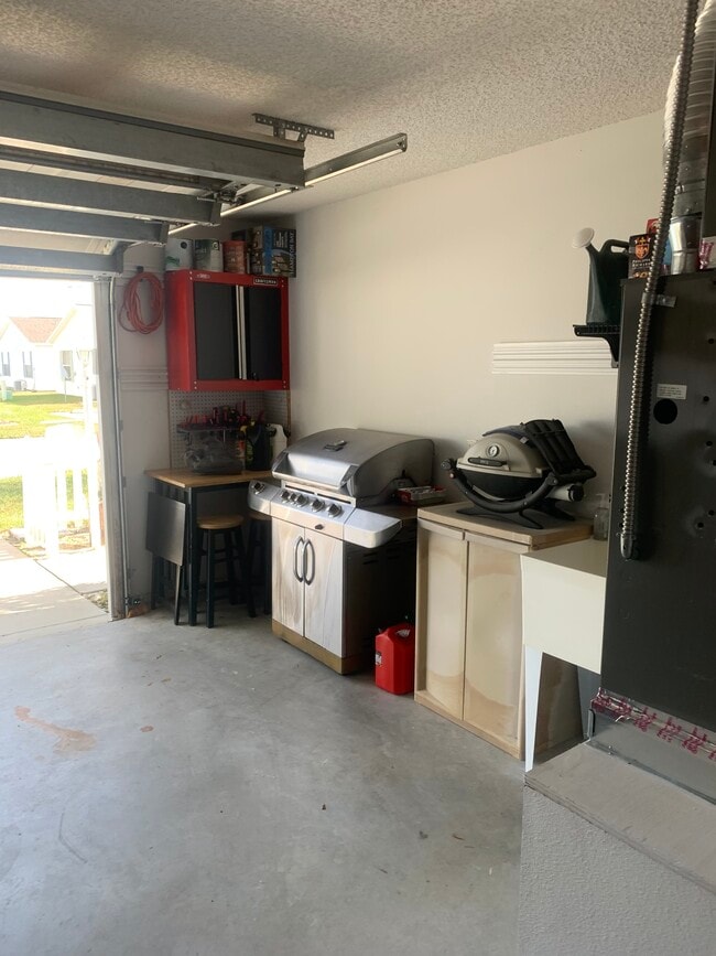 Building Photo - 1714 Picasso Pl