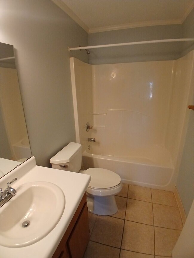 Building Photo - Charming Coastal Rental at Bald Point FL