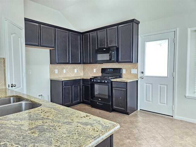 Building Photo - 5231 Lagoon Ct