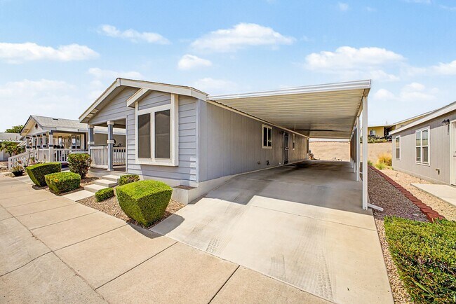 Building Photo - 1702 E Michelle Dr