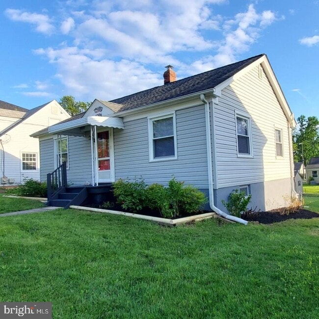 Building Photo - 4306 Knowles Ave