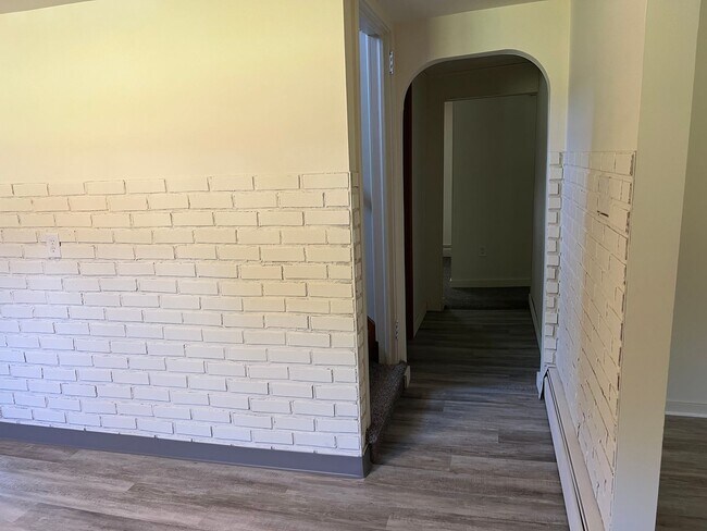 Building Photo - Quakertown Cape in Private Setting