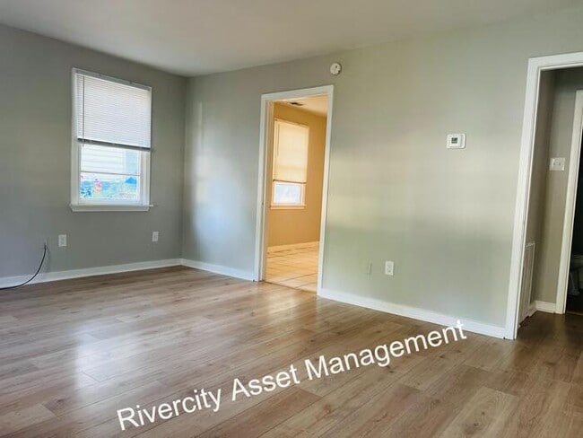 Building Photo - SECTION 8 FRIENDLY!!!! NEWLY RENOVATED READY FOR MOVE IN!!!!